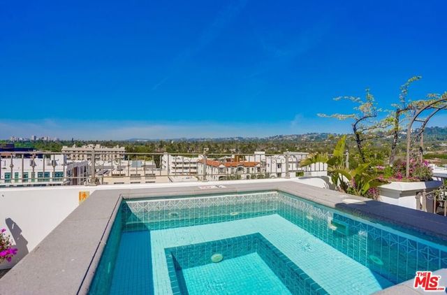 435 N Oakhurst Drive 905, Beverly Hills, CA 90210