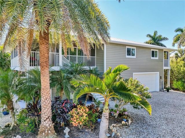 7704 Myrsine CIR # 10, Bokeelia, FL 33922