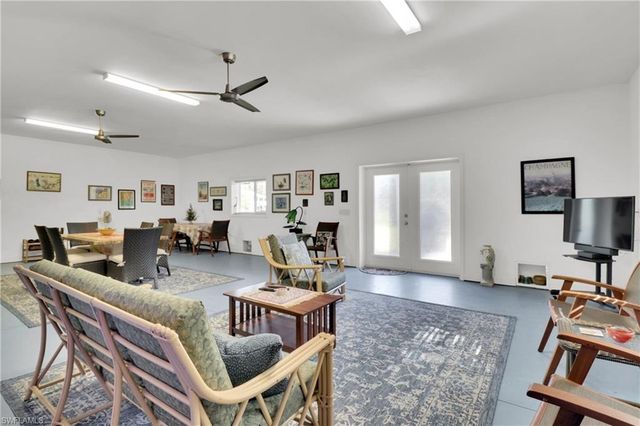 7704 Myrsine CIR # 10, Bokeelia, FL 33922