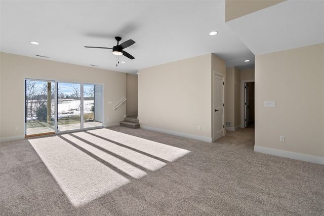 352 Hidden Ridge Drive, Coralville, IA 52241