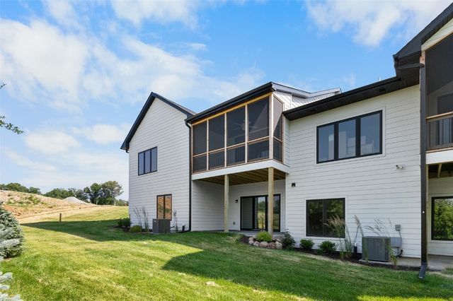 352 Hidden Ridge Drive, Coralville, IA 52241
