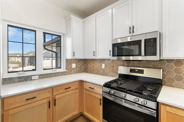 352 Hidden Ridge Drive, Coralville, IA 52241