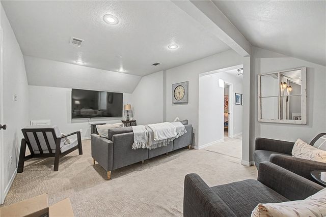 305 SW E Street, Bentonville, AR 72712