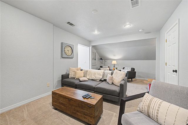 305 SW E Street, Bentonville, AR 72712