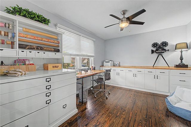 305 SW E Street, Bentonville, AR 72712