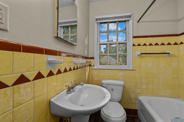 506 Nathan Street, Marshall, TX 75670