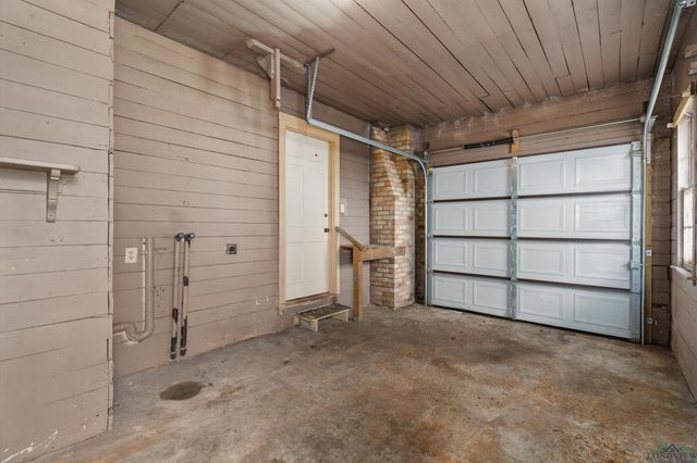 506 Nathan Street, Marshall, TX 75670