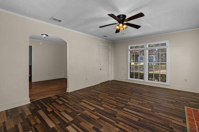 506 Nathan Street, Marshall, TX 75670