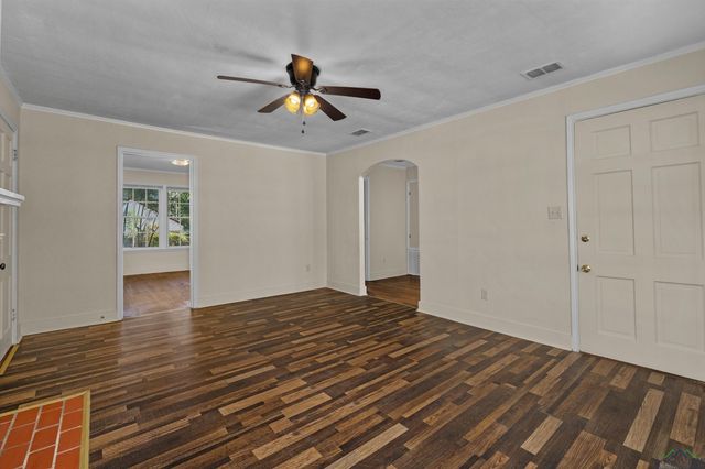 506 Nathan Street, Marshall, TX 75670