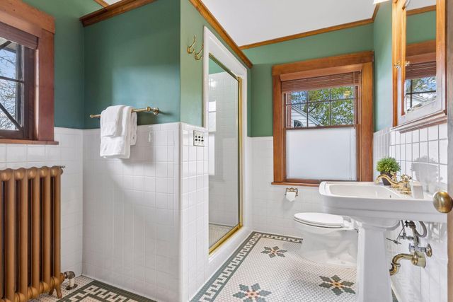 3940 Richfield Road, Minneapolis, MN 55410
