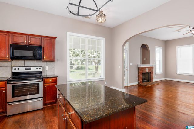 5439 CAMELLIA LANE, Trussville, AL 35173