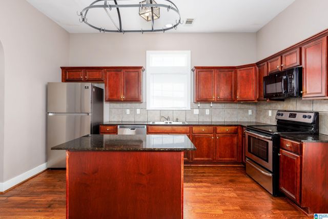 5439 CAMELLIA LANE, Trussville, AL 35173