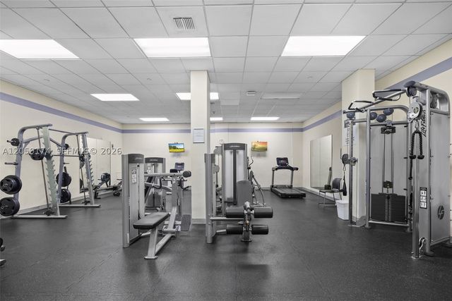5825 Collins Ave 12H, Miami Beach, FL 33140