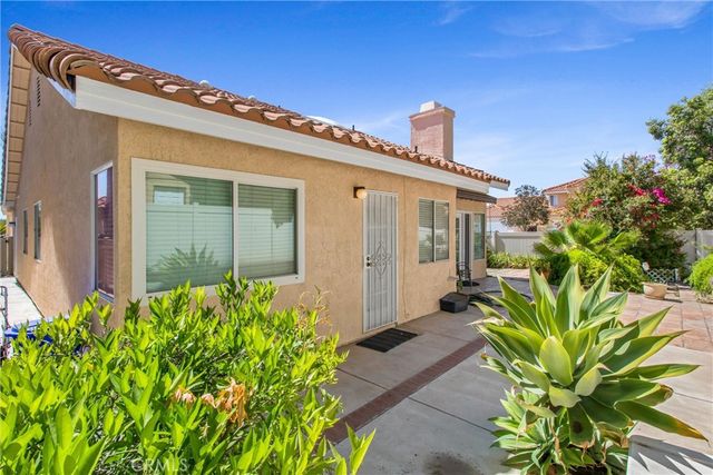 10353 Rock, Mentone, CA 92359