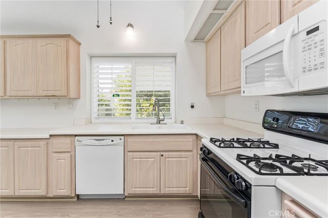 10353 Rock, Mentone, CA 92359