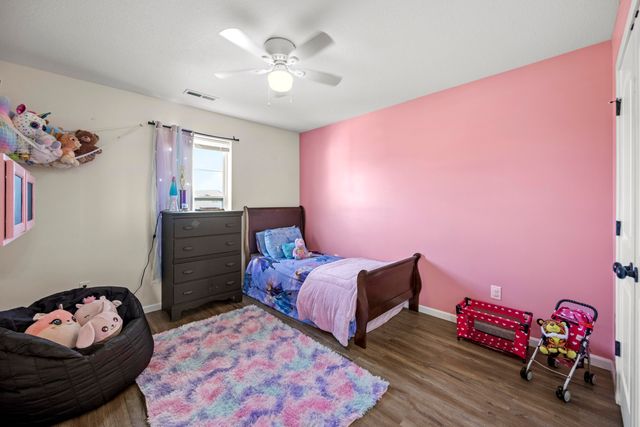 506 ADDIE LN, Centralia, MO 65240