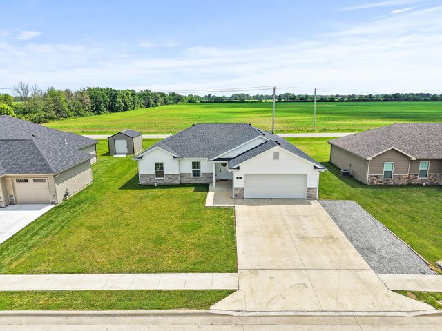 506 ADDIE LN, Centralia, MO 65240