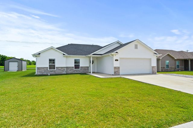 506 ADDIE LN, Centralia, MO 65240