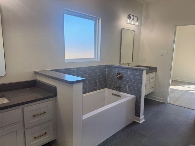 30 Echohawk, Cabot, AR 72023