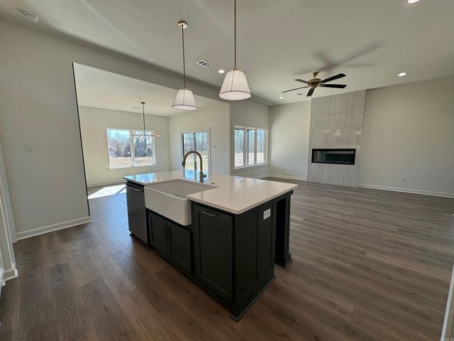 30 Echohawk, Cabot, AR 72023