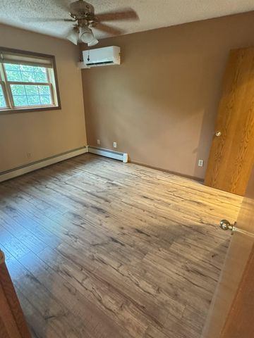 613 23RD AVE NW, Minot, ND 58703