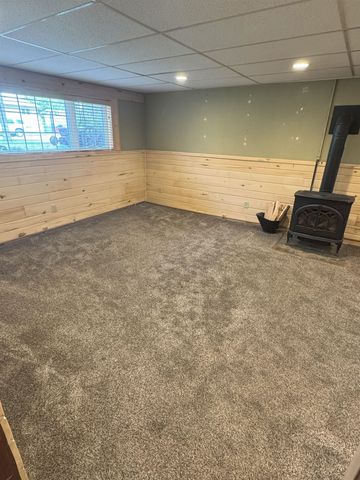 613 23RD AVE NW, Minot, ND 58703