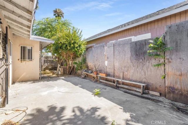146 W 81st Street, Los Angeles, CA 90003