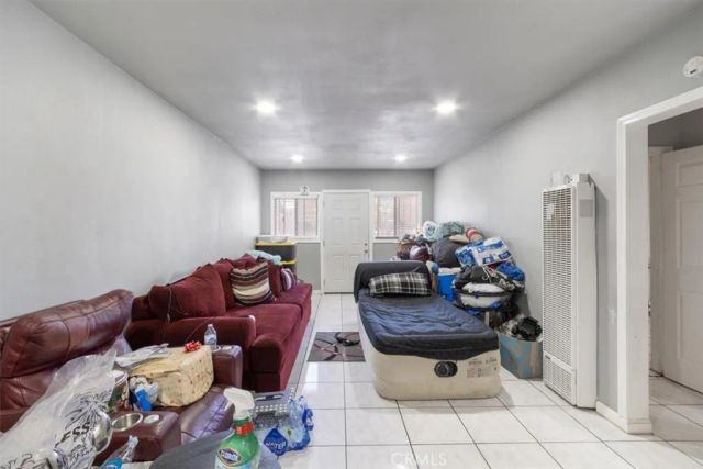 146 W 81st Street, Los Angeles, CA 90003