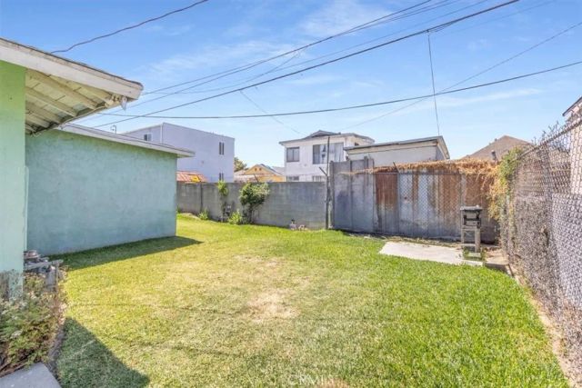 146 W 81st Street, Los Angeles, CA 90003