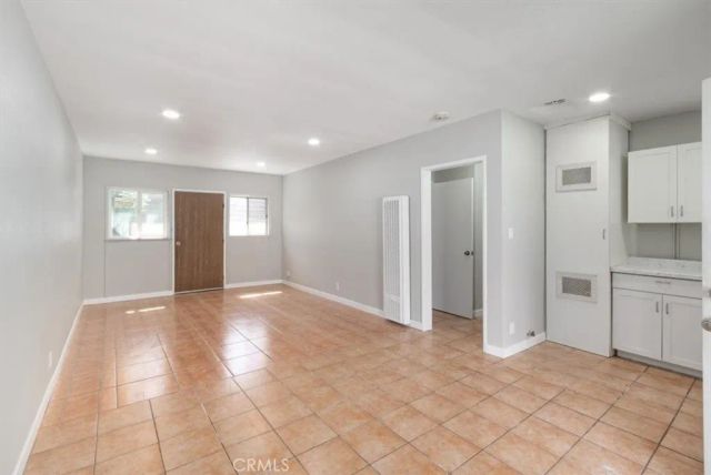 146 W 81st Street, Los Angeles, CA 90003