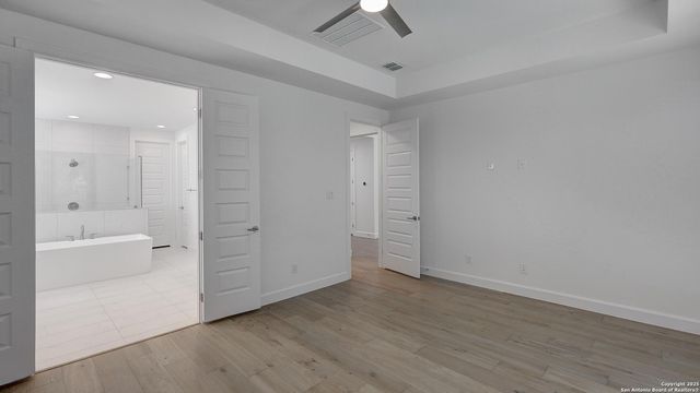 30 Enia Circle, San Antonio, TX 78257