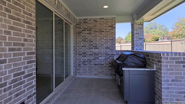 30 Enia Circle, San Antonio, TX 78257
