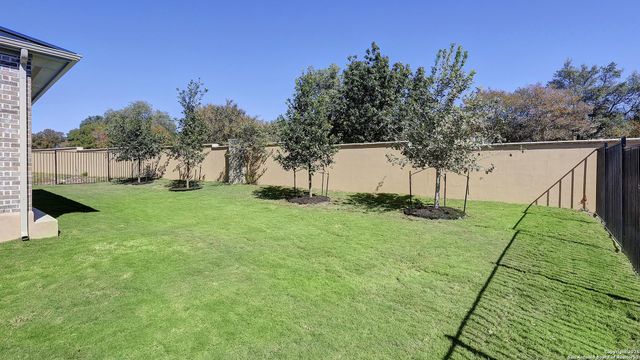 30 Enia Circle, San Antonio, TX 78257