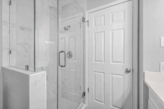 705 NW Hillery Street, Burleson, TX 76028