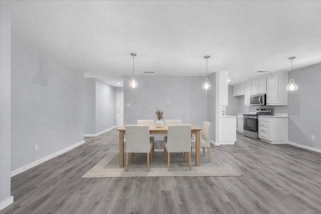 705 NW Hillery Street, Burleson, TX 76028