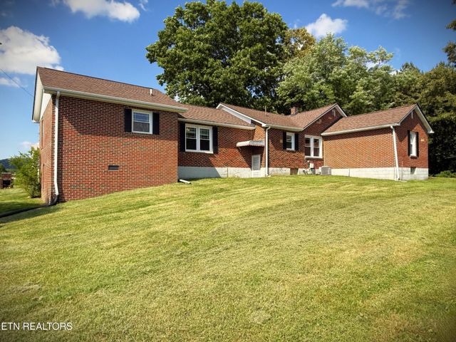 710 Rickman Rd, Livingston, TN 38570