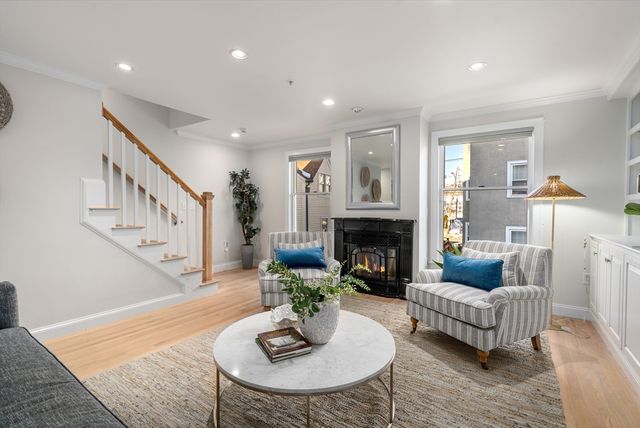 334 Beacon Street B, Somerville, MA 02143