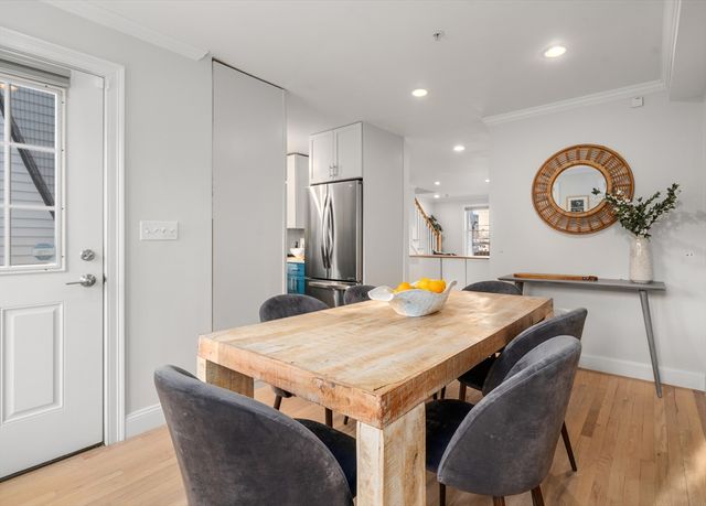 334 Beacon Street B, Somerville, MA 02143