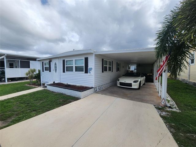 130 CAPRI DRIVE, Palmetto, FL 34221