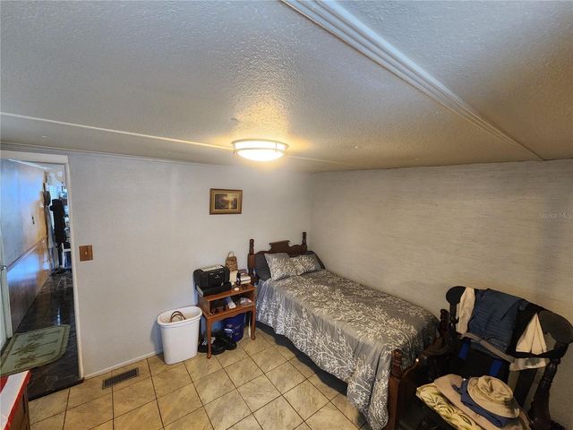 130 CAPRI DRIVE, Palmetto, FL 34221