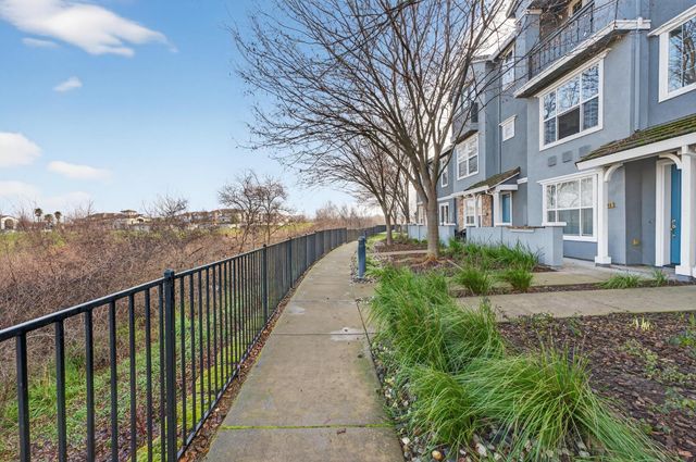 6188 Lonetree Blvd, Rocklin, CA 95765