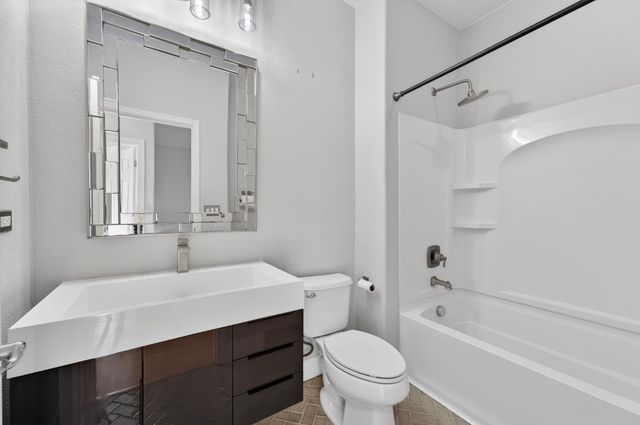 6188 Lonetree Blvd, Rocklin, CA 95765