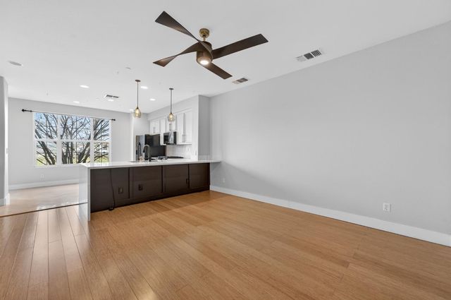 6188 Lonetree Blvd, Rocklin, CA 95765