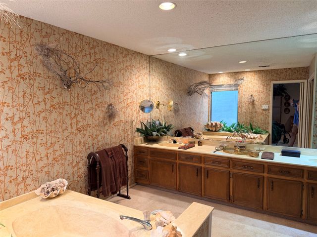 2218 Winter Sunday Way, Arlington, TX 76012