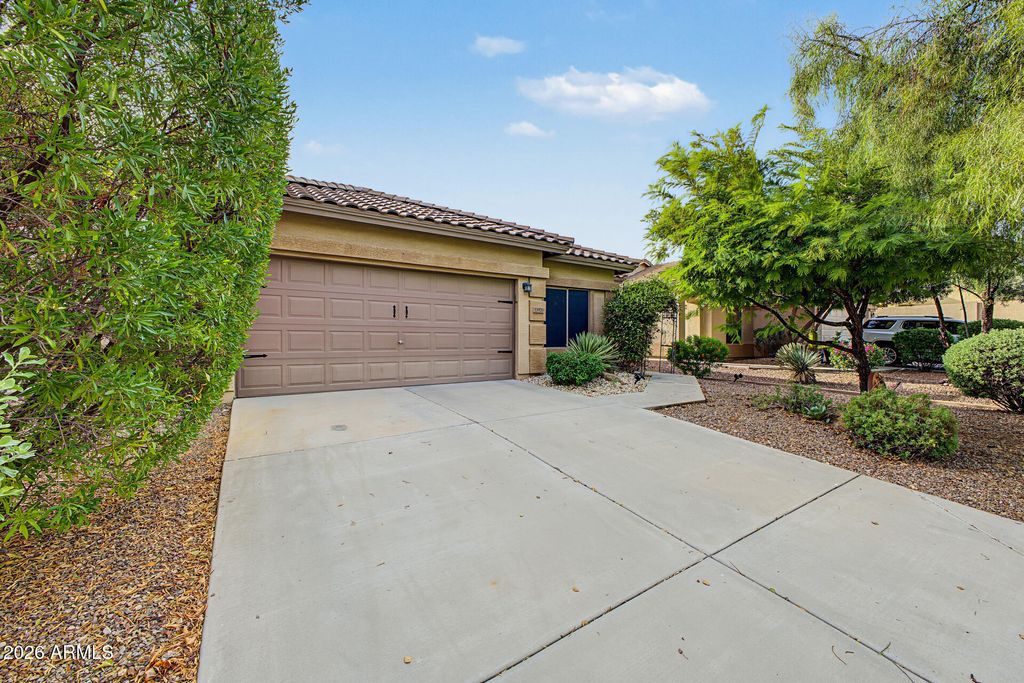 33920 N 26TH Avenue, Phoenix, AZ 85085 — photo 2