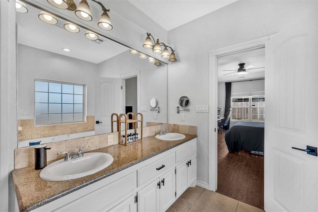 3716 NE Richmond St, Lawton, OK 73507