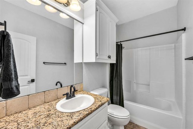 3716 NE Richmond St, Lawton, OK 73507