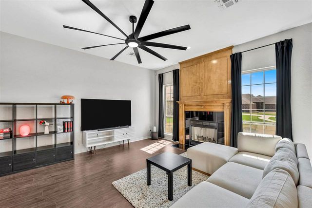 3716 NE Richmond St, Lawton, OK 73507