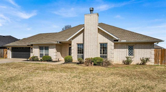 3716 NE Richmond St, Lawton, OK 73507