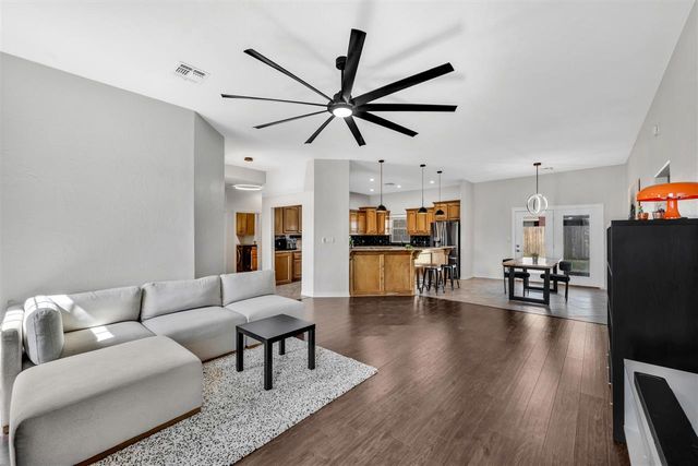 3716 NE Richmond St, Lawton, OK 73507